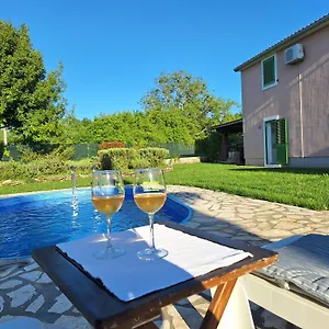  Villa Malini